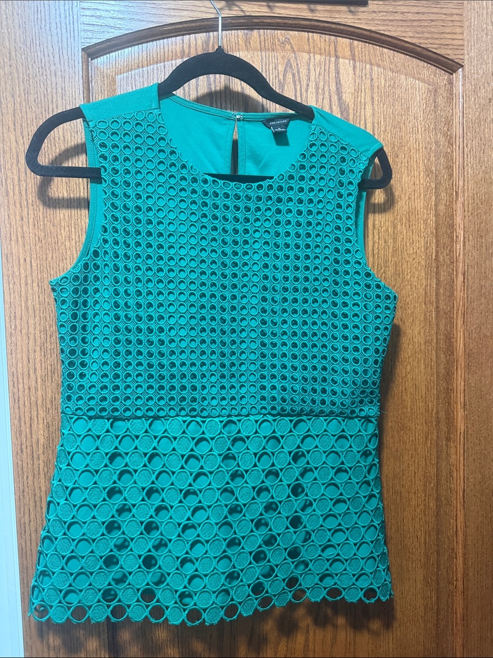 Ann Taylor Teal Sleeveless Eyelet Peplum Top